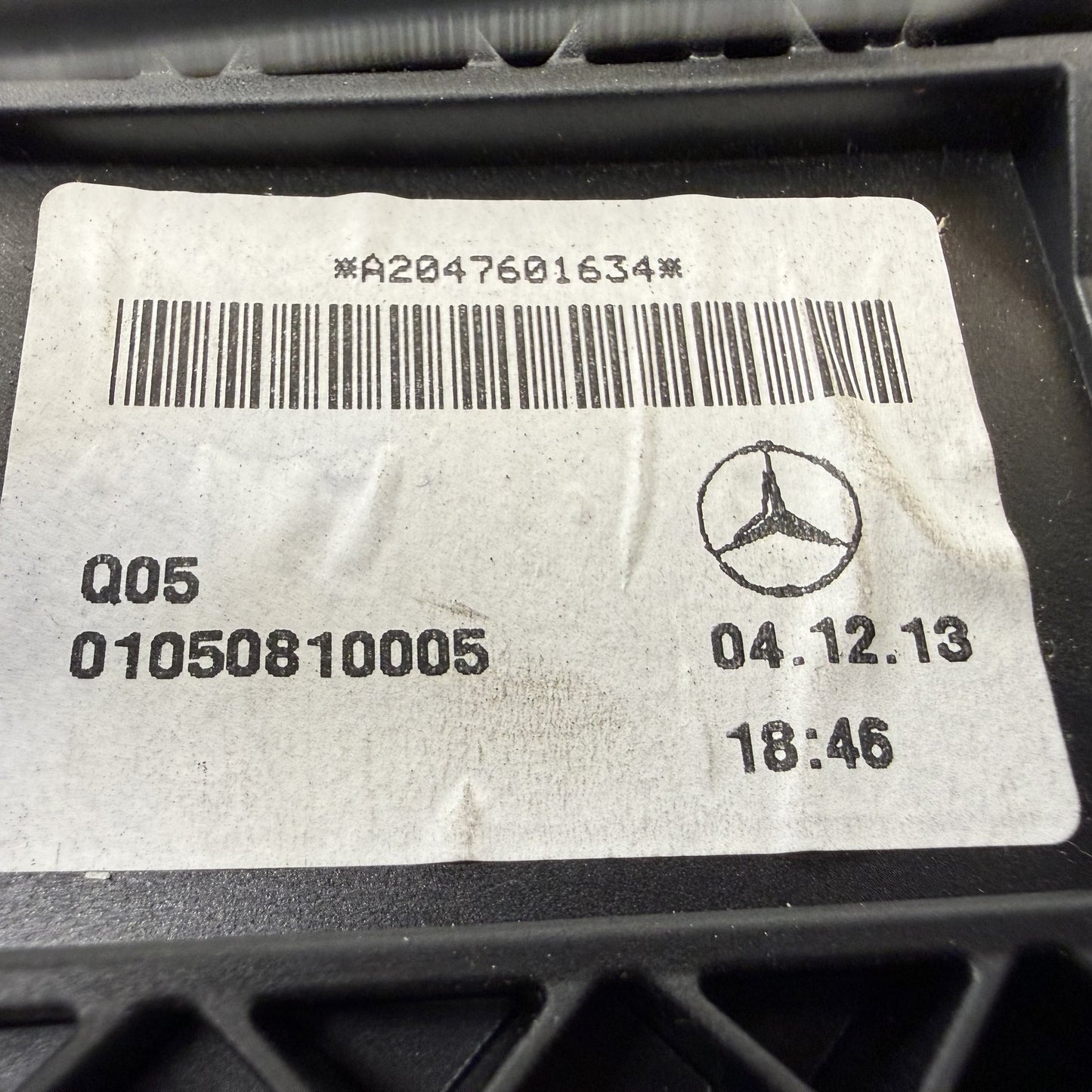 2008-2014 Mercedes-Benz C250 W204 Passenger Right Front Exterior Door Handle OEM