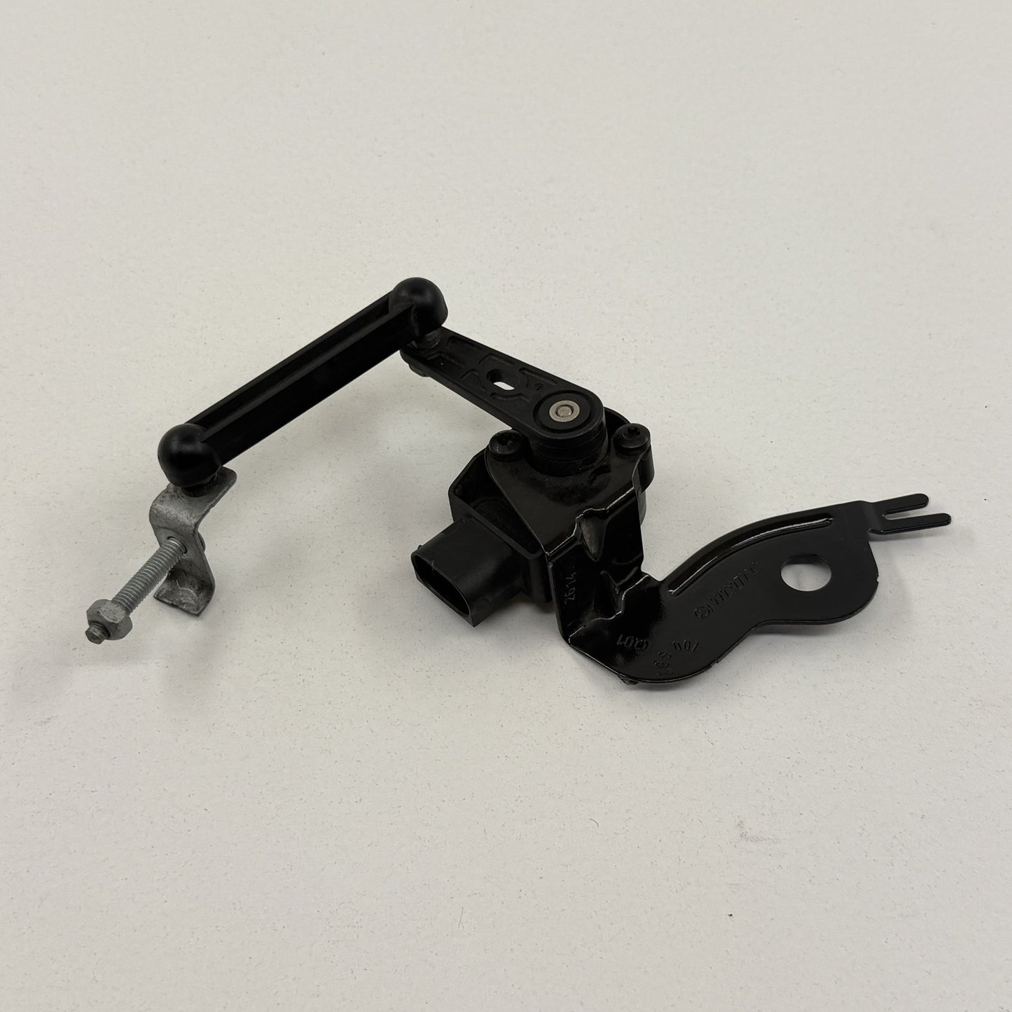 2014-2020 Mercedes S550 W222 Left Front Suspension Ride Height Level Sensor OEM
