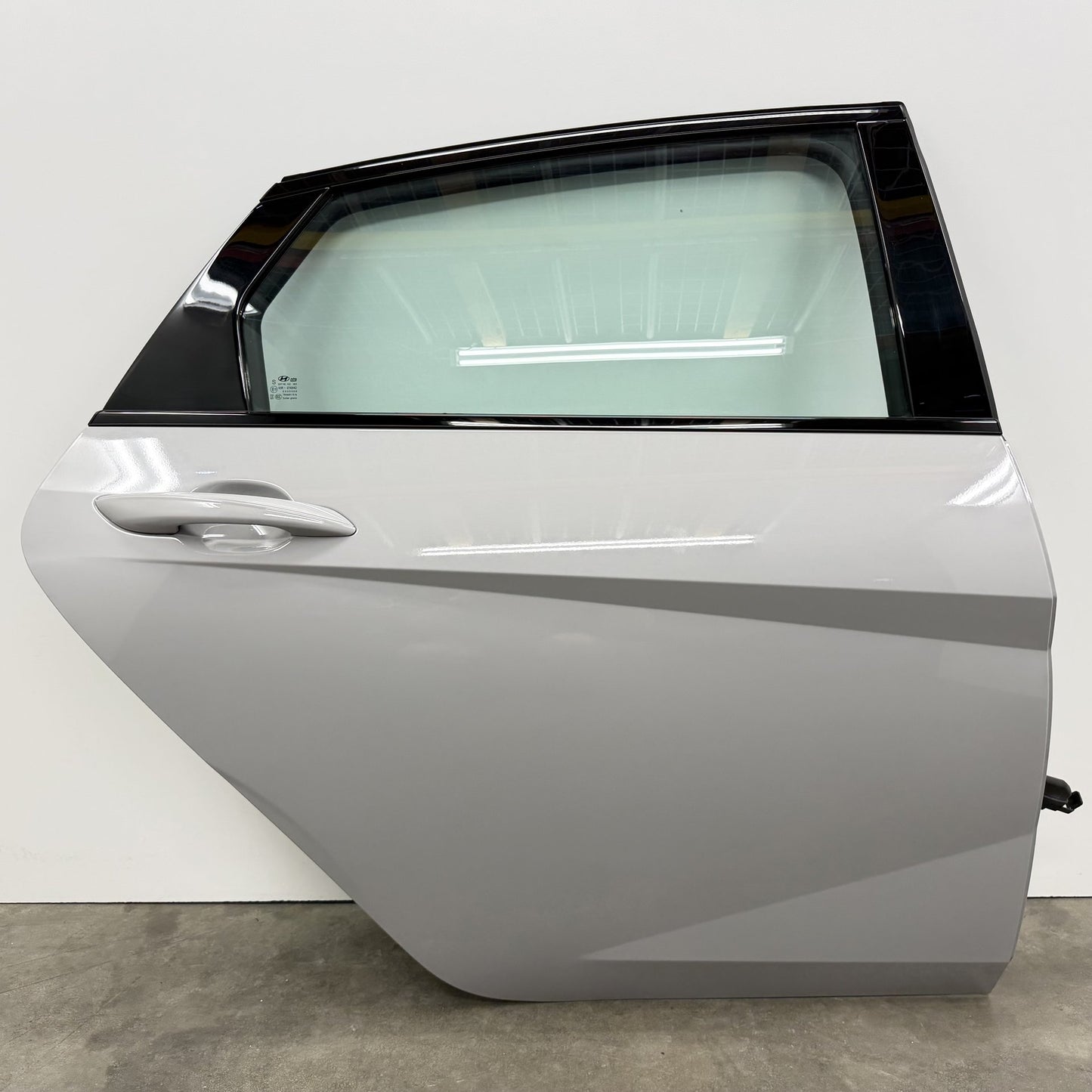 2022-2026 Hyundai Elantra N Passenger Right Rear Door Shell Complete OEM