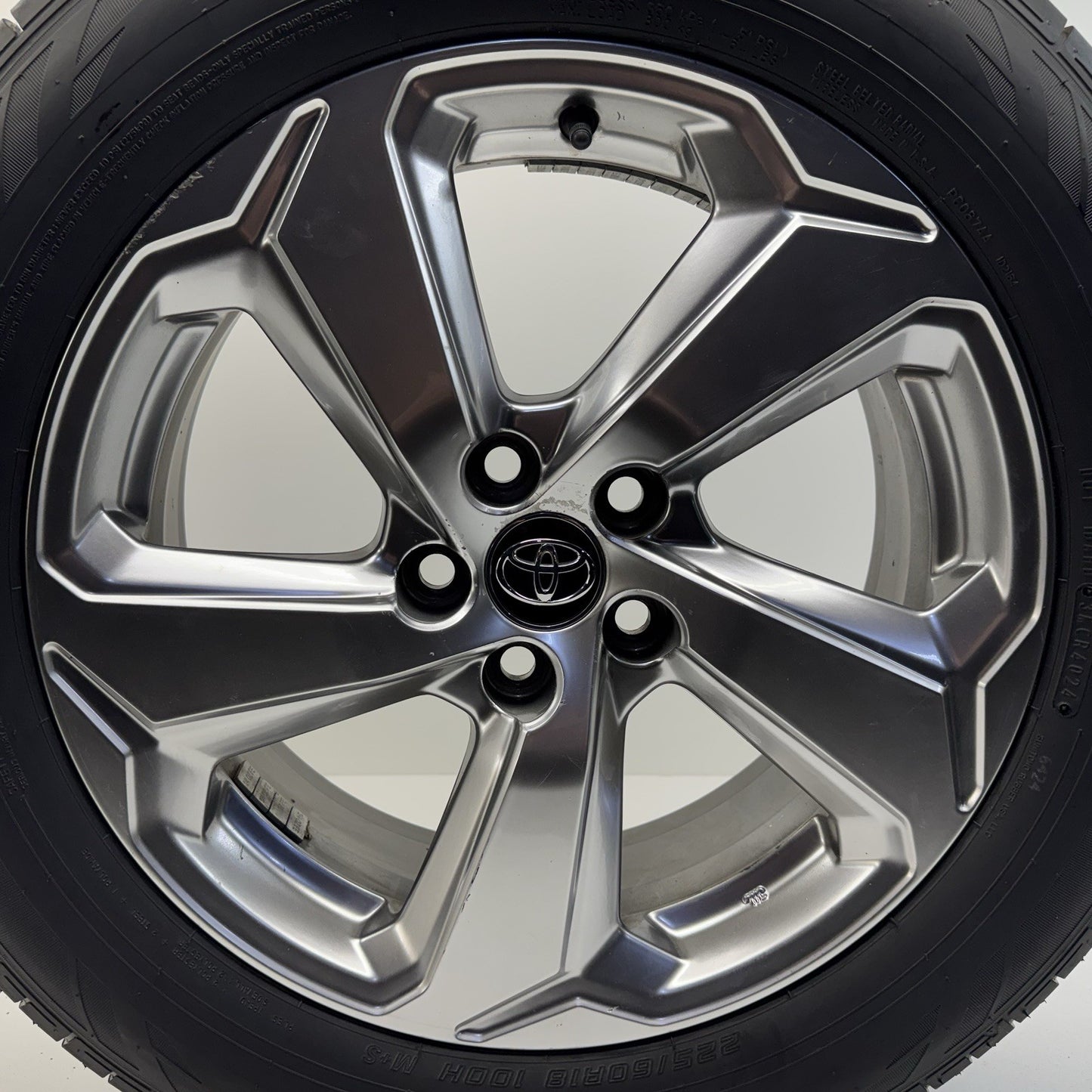 19-22 Toyota RAV4 Hybrid Wheel Rim W/ Tire 18x7 +35 Offset Factory OEM