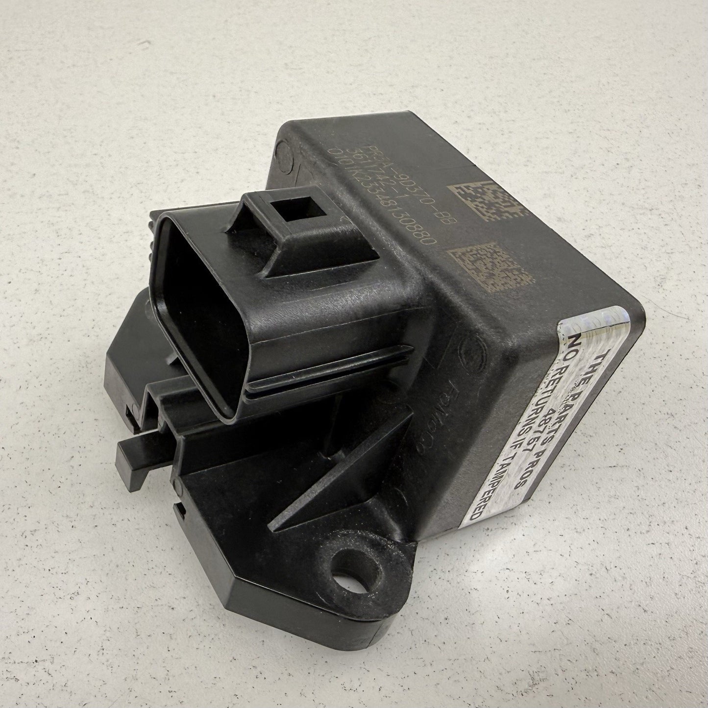 24-26 Ford Mustang GT Fuel Pump Control Module PR3A-9D370-BB OEM