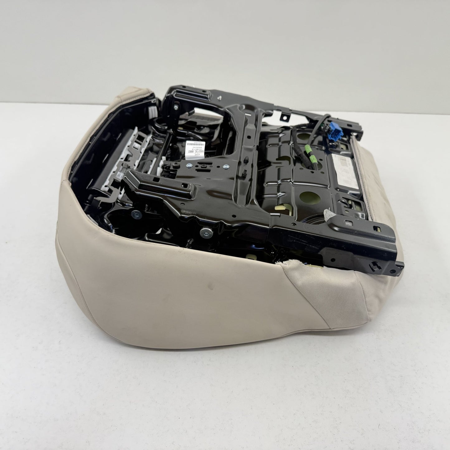 2014-2017 Mercedes-Benz S550 W222 Right Rear Power Seat Lower Cushion Beige OEM