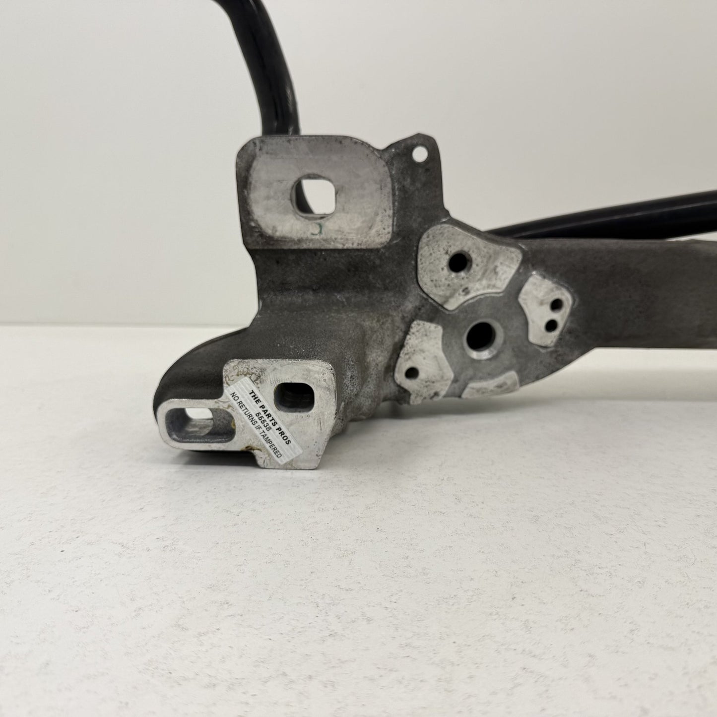 14-18 Bentley Flying Spur Front Engine Crossmember Mount Bracket W/ Sway Bar OEM