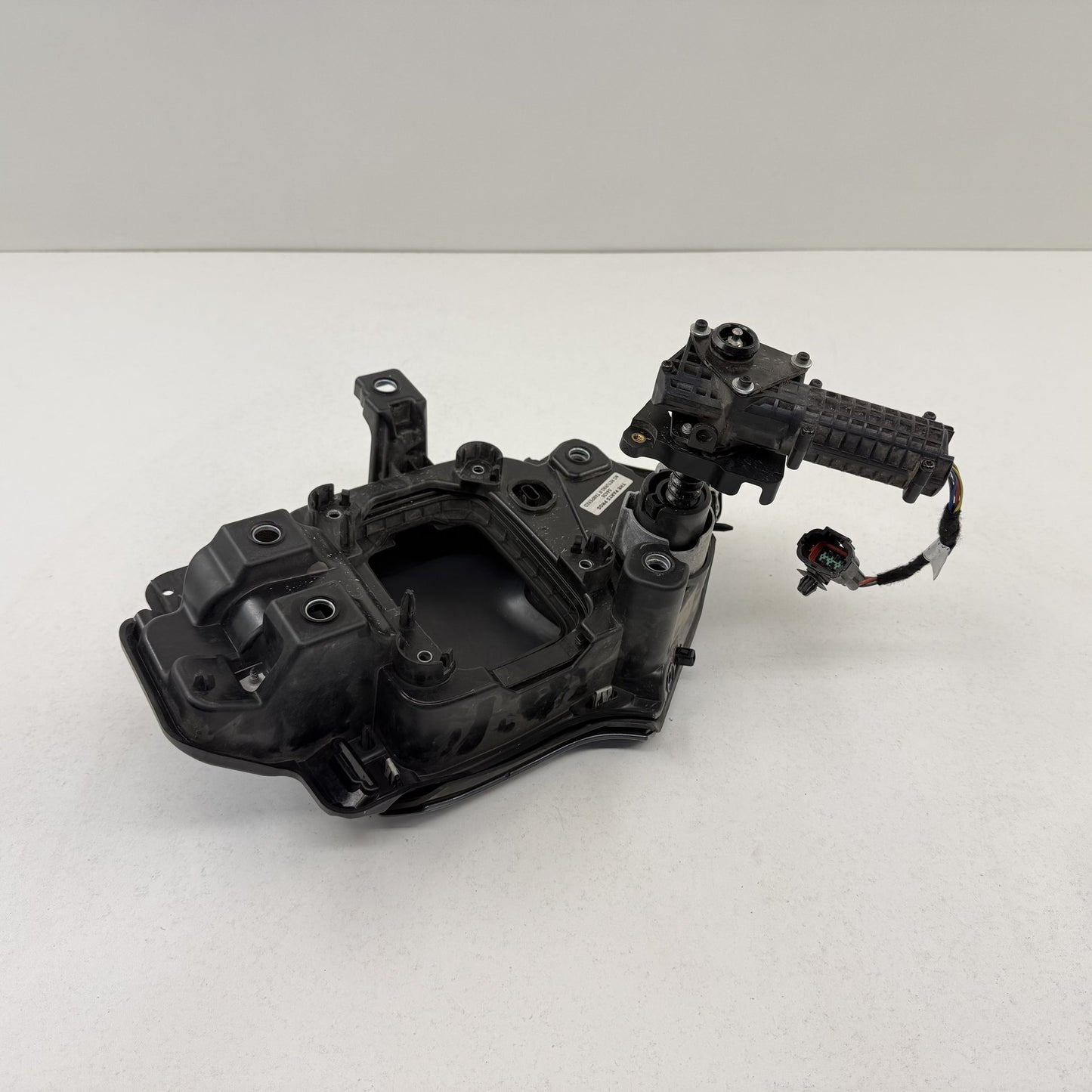 2022-2024 Rivian R1S Charge Port Door Assembly W/ Lid &amp; Actuator OEM