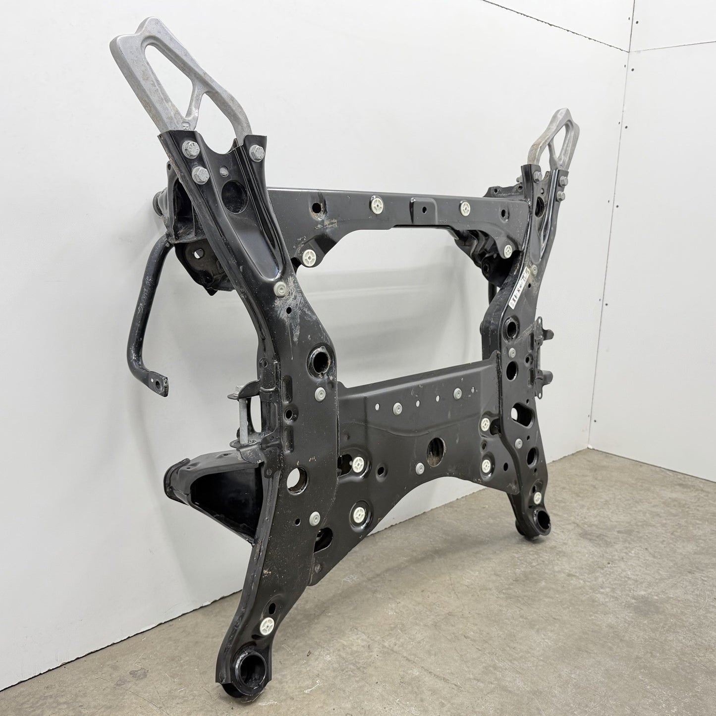 18-24 G01 BMW X3 XDrive Front Engine Cradle Subframe Crossmember OEM
