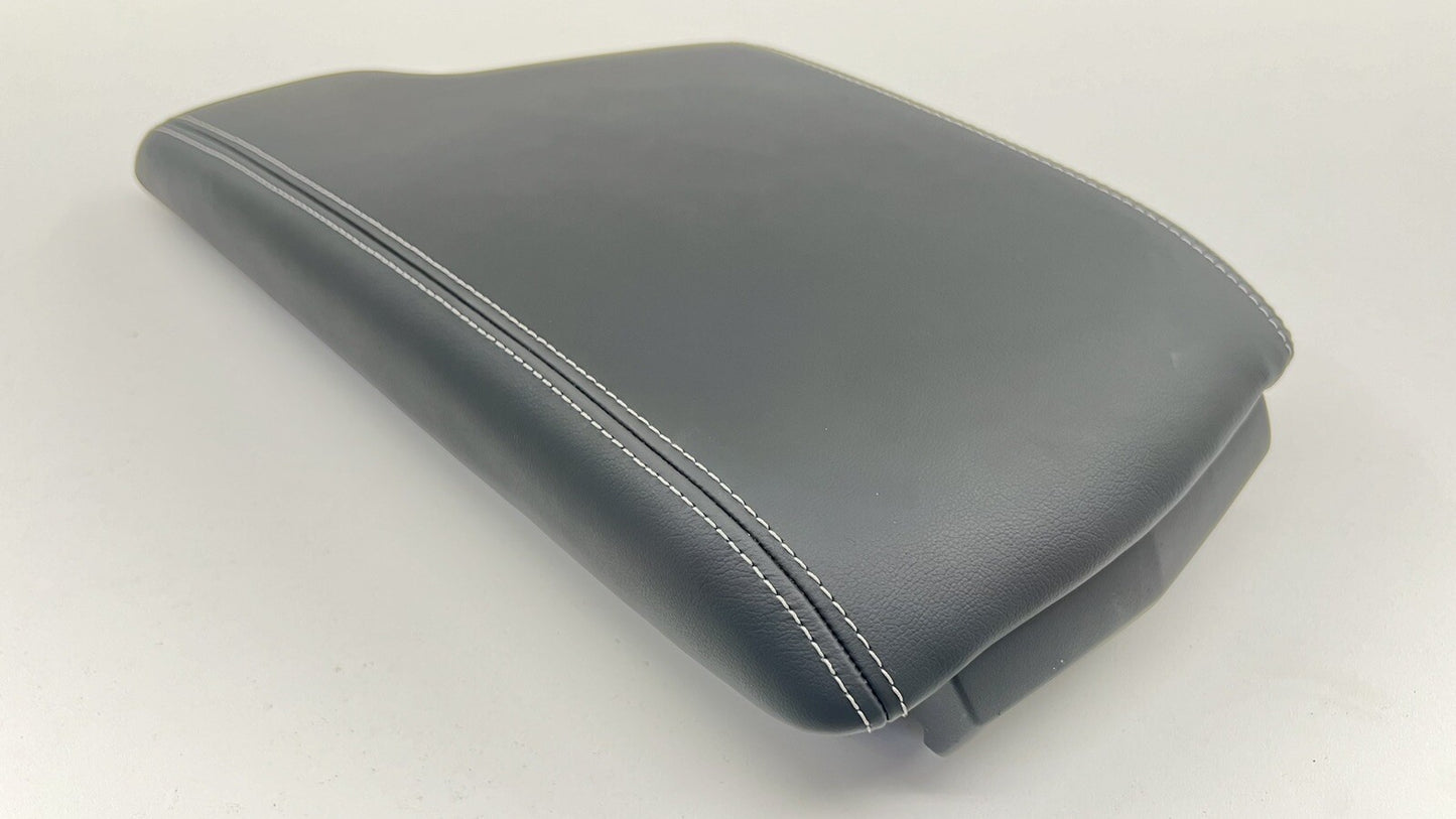 22-24 CADILLAC CT4 V BLACKWING CENTER CONSOLE ARMREST ARM REST BLACK LEATHER OEM