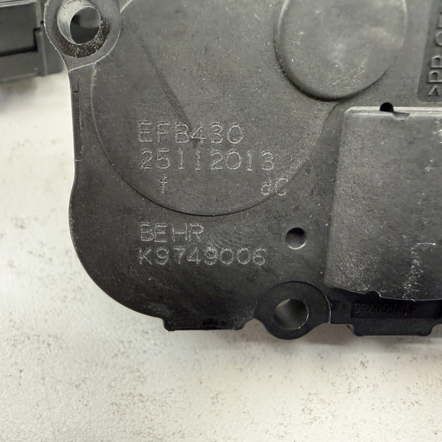 2008-2014 Mercedes C250 W204 HVAC AC Flap Air Door Actuator Servo Motor Set OEM