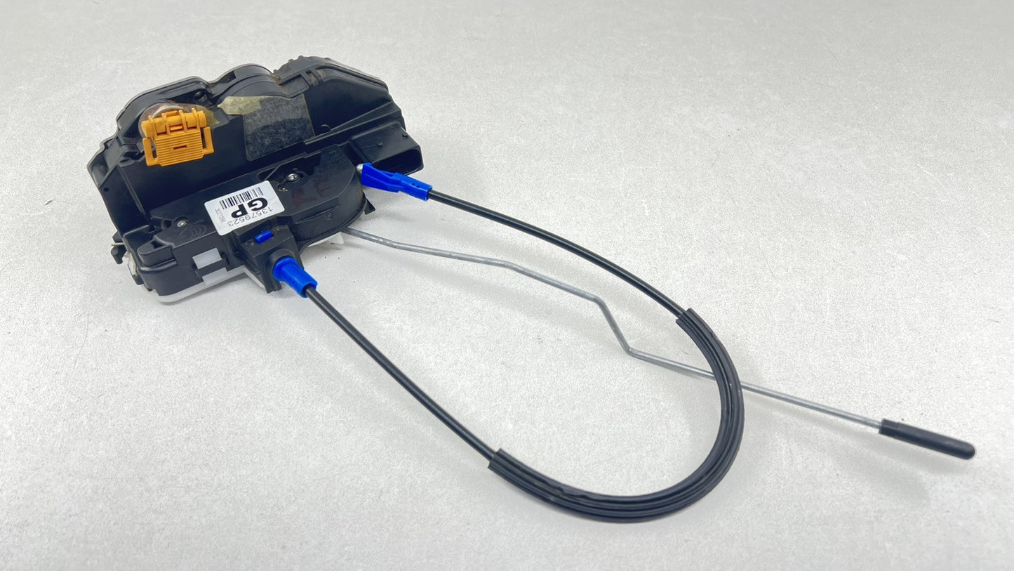14-17 CHEVY SS SEDAN PASSENGER RIGHT FRONT DOOR LATCH LOCK ACTUATOR 13579523 OEM