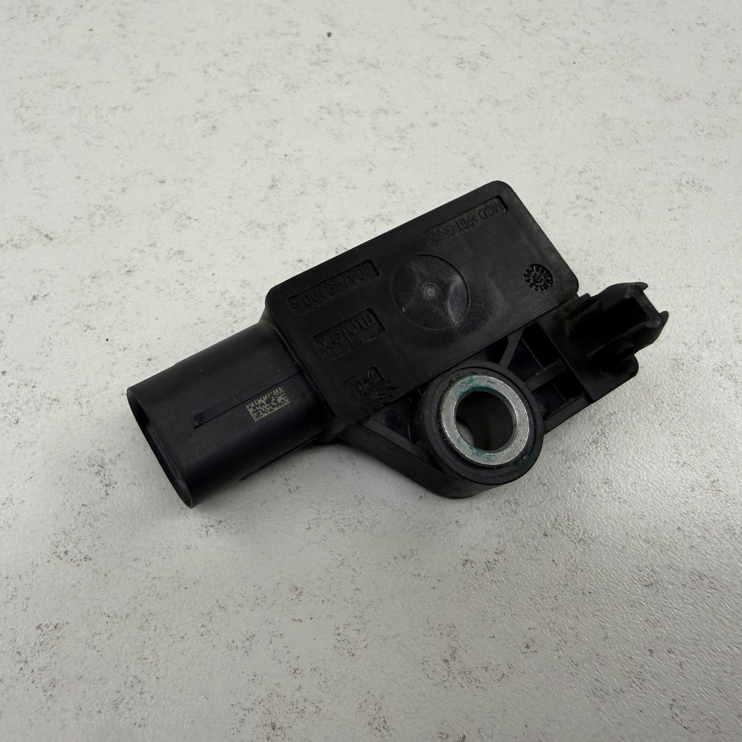 2022-2024 Rivian R1S R1T Acceleration Vibration Sensor 2047491007 OEM