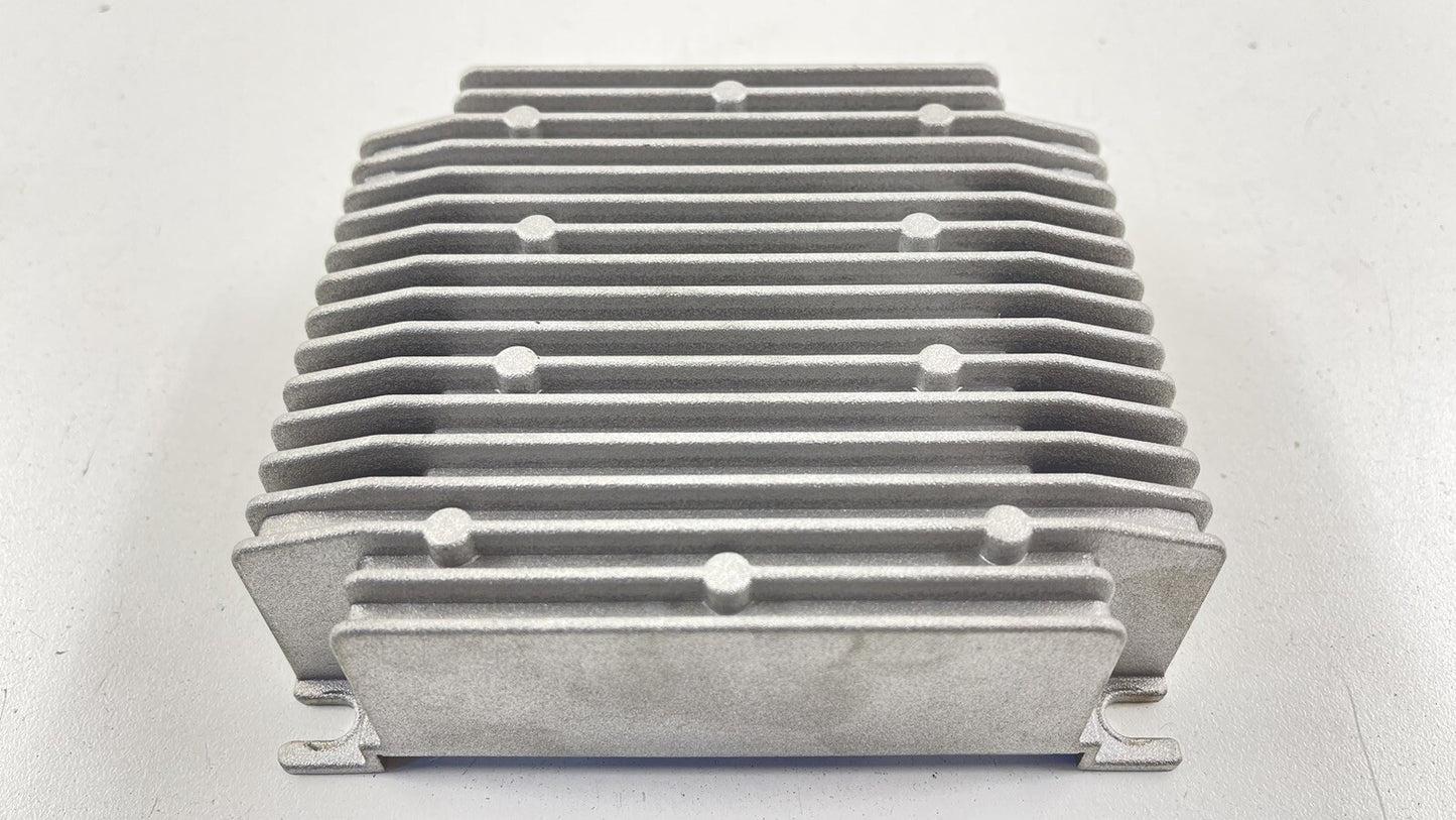 17-20 TESLA MODEL S AMPLIFIER AMP AUDIO SOUND 1004833-10-A OEM