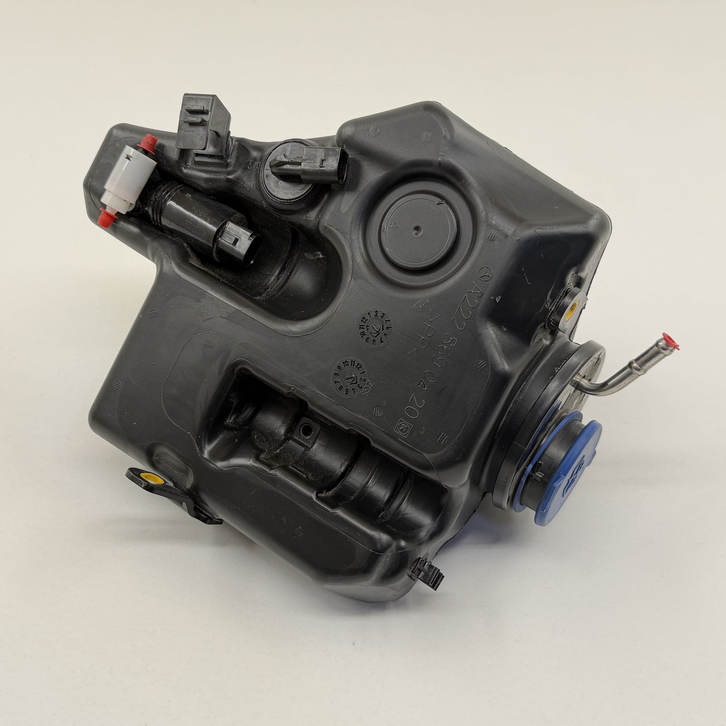 2014-2020 Mercedes-Benz S550 W222 Windshield Washer Reservoir Bottle Tank OEM