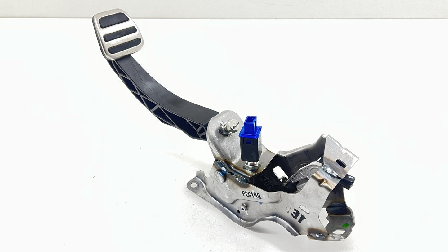 24-25 ACURA INTEGRA TYPE S MANUAL BRAKE AND CLUTCH PEDAL ASSEMBLY PAIR OEM