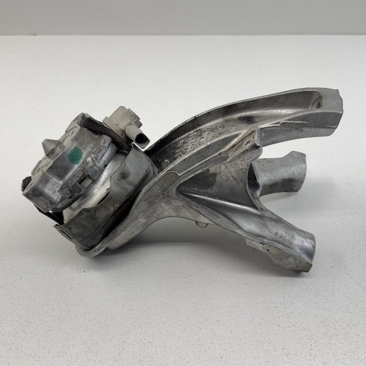 17-23 Audi R8 5.2L V10 Motor Engine Mount W/ Bracket Pair Left & Right OEM