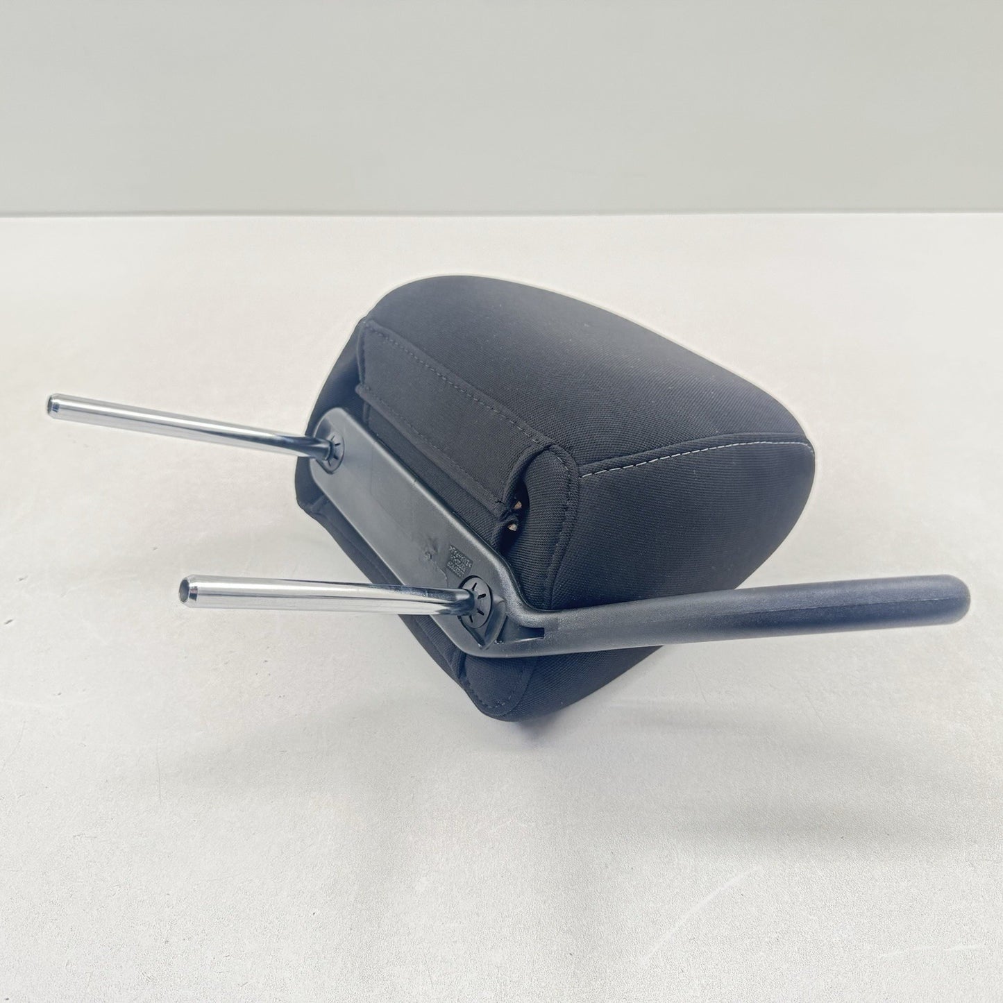 15-23 Dodge Challenger Left And Right Front Headrest Head Rest Cloth Pair OEM