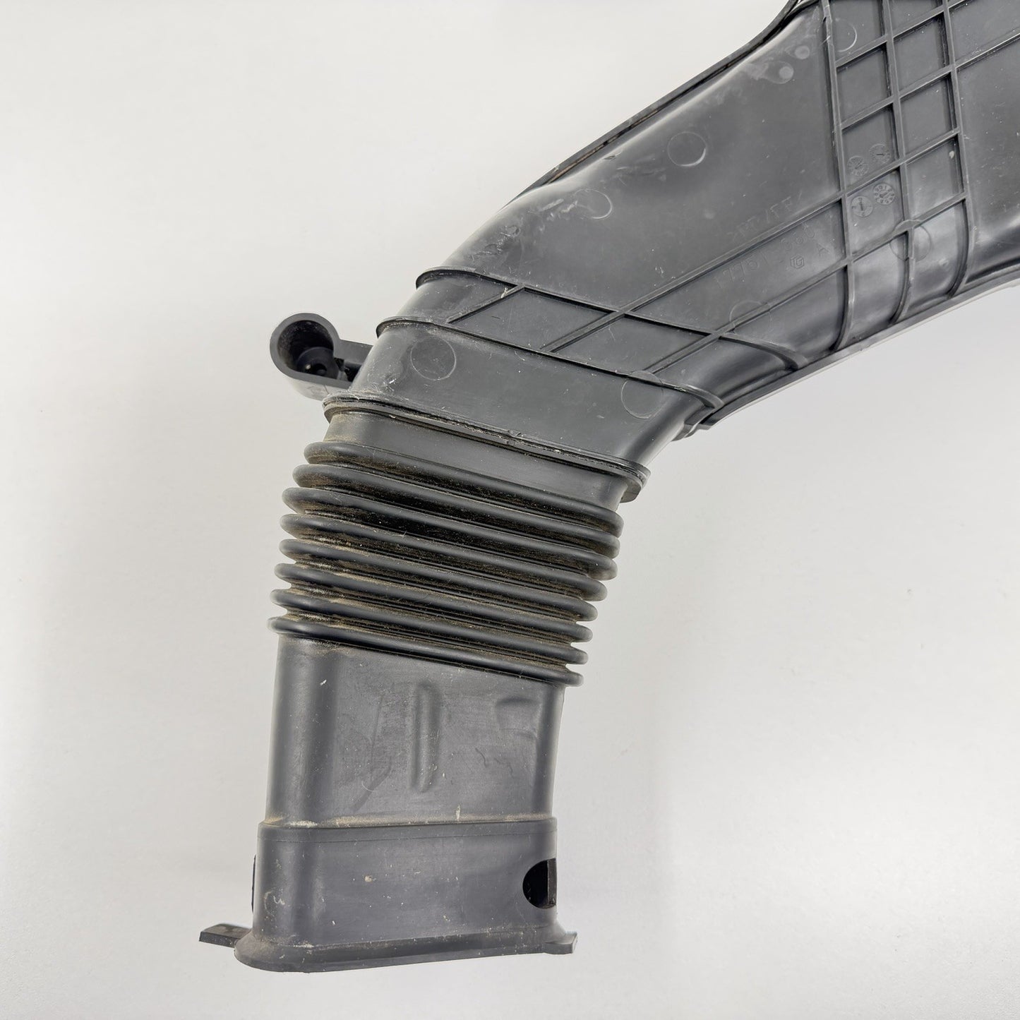 07-17 Lexus LS460 Air Inlet Intake Tube Hose Duct Assembly 17751-38011 OEM