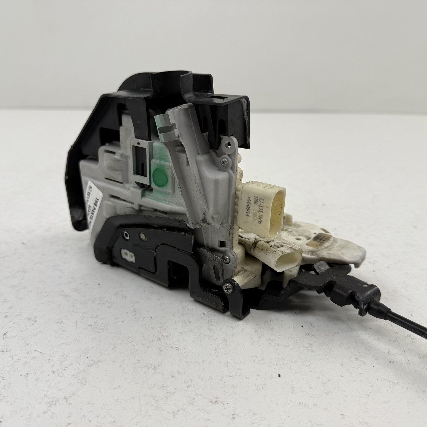 2014-2018 Bentley Flying Spur Driver Left Front Door Lock Latch Actuator OEM