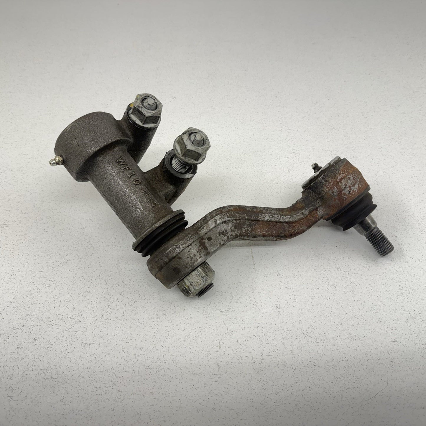 20-25 Silverado Sierra 2500 3500 Steering Linkage Idler Arm 84467788 OEM