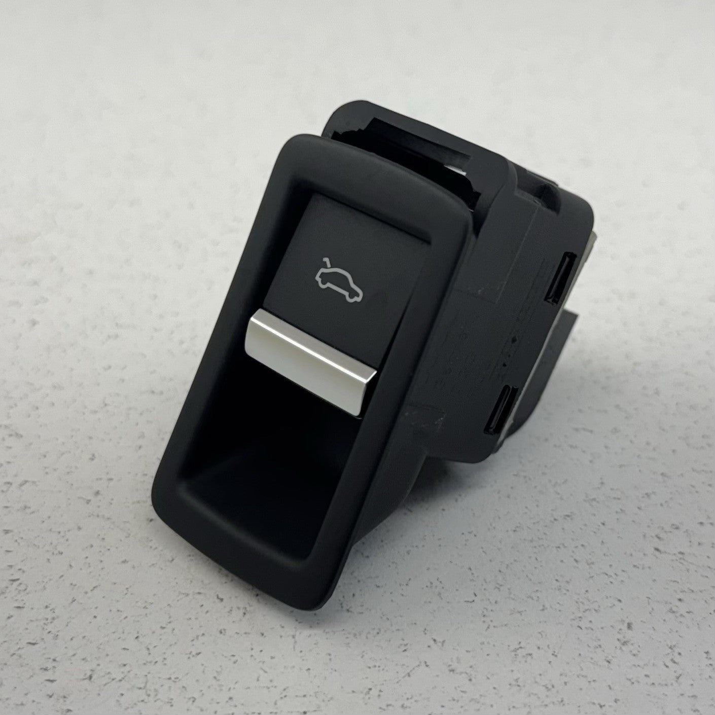 17-23 Audi R8 Rear Engine Hatch Trunk Open Release Button Switch 4S0959831 OEM