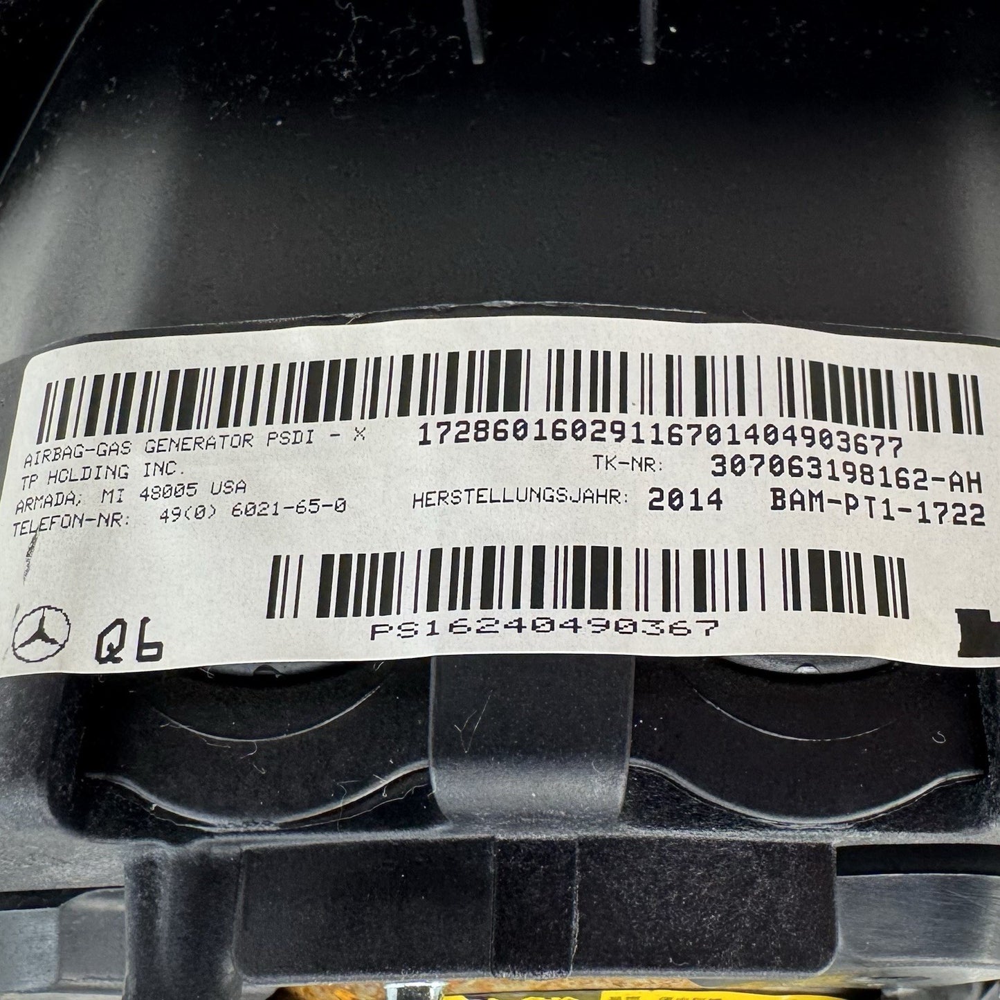 12-14 Mercedes W218 CLS550 Driver Steering Wheel Airbag Air Bag 1728601602 OEM