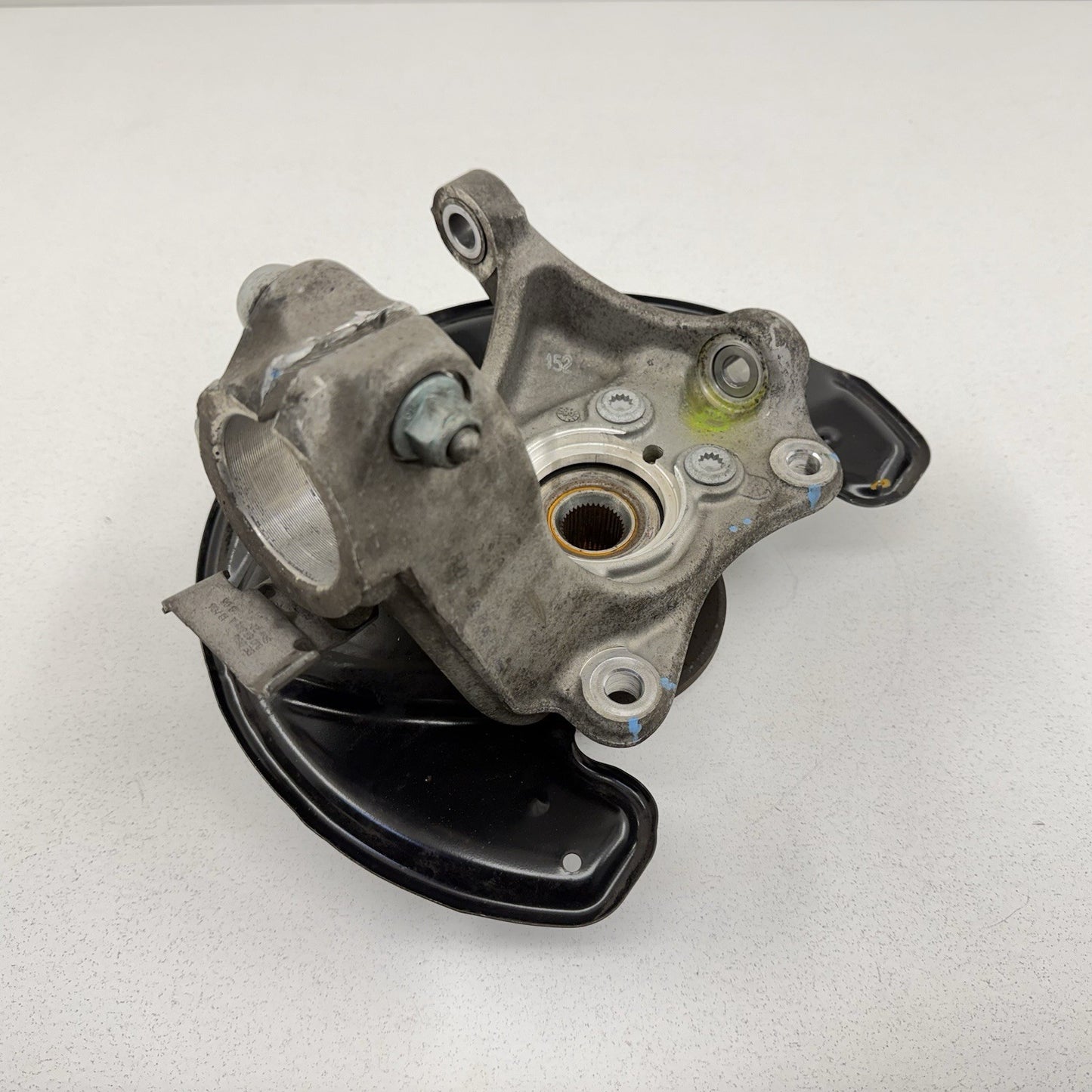 08-15 Audi TT Passenger Right Front Wheel Spindle Knuckle Hub Bearing OEM