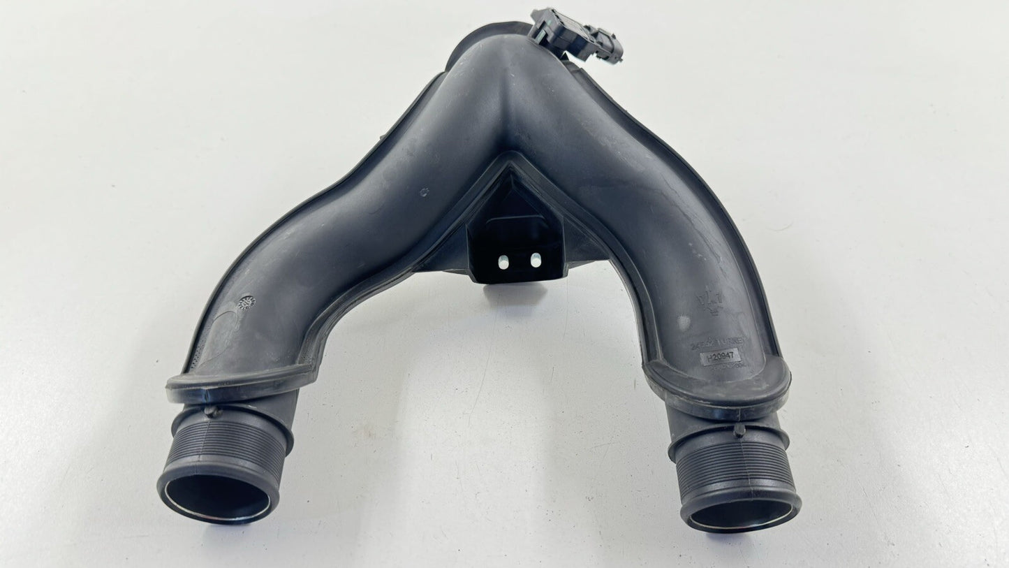 14-23 MASERATI GHIBLI FRONT ENGINE AIR INTAKE SLEEVE INLET DUCT TUBE PIPE OEM