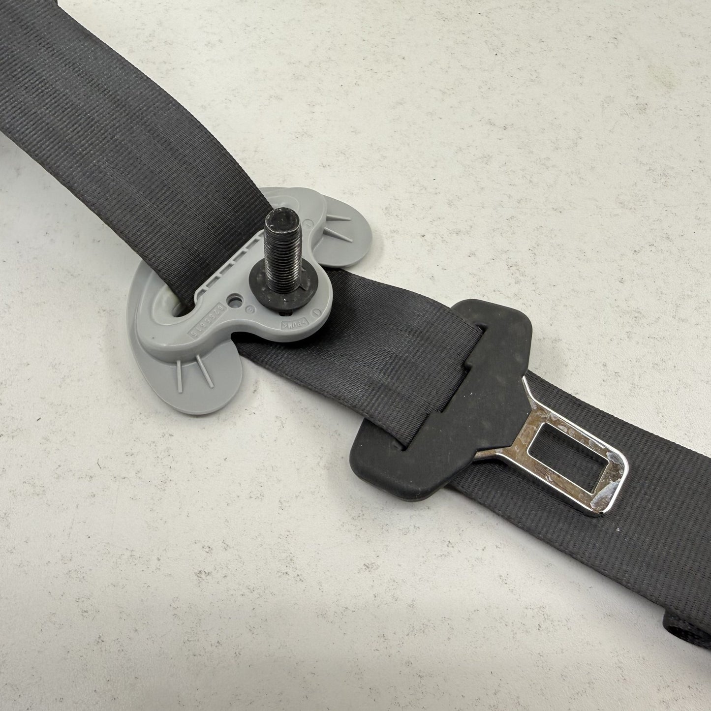 2022-2024 Rivian R1S Left Rear 3rd Third Row Seatbelt Seat Belt Retractor OEM