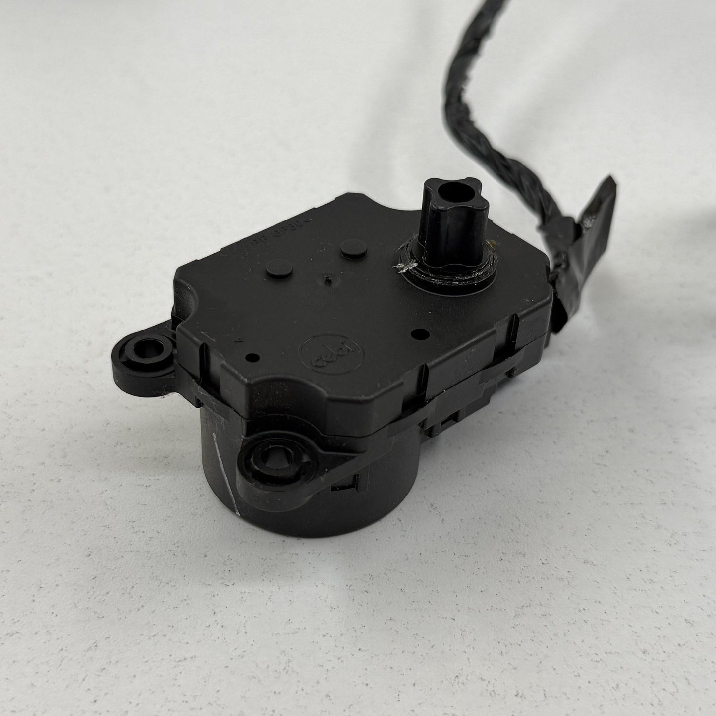 2010-2015 Chevrolet Camaro HVAC AC Flap Air Door Actuator Servo Motor Set OEM