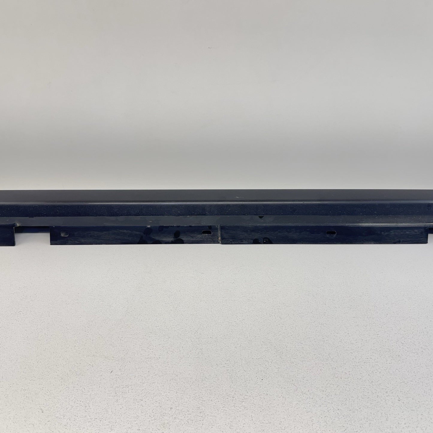 18-24 BMW G01 X3 Passenger Right Side Skirt Rocker Panel Molding OEM