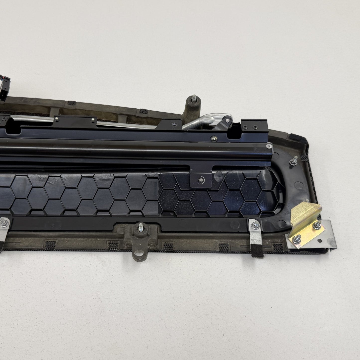 2014-2018 Bentley Flying Spur Rear Deck Window Power Sunshade Roller Blind OEM