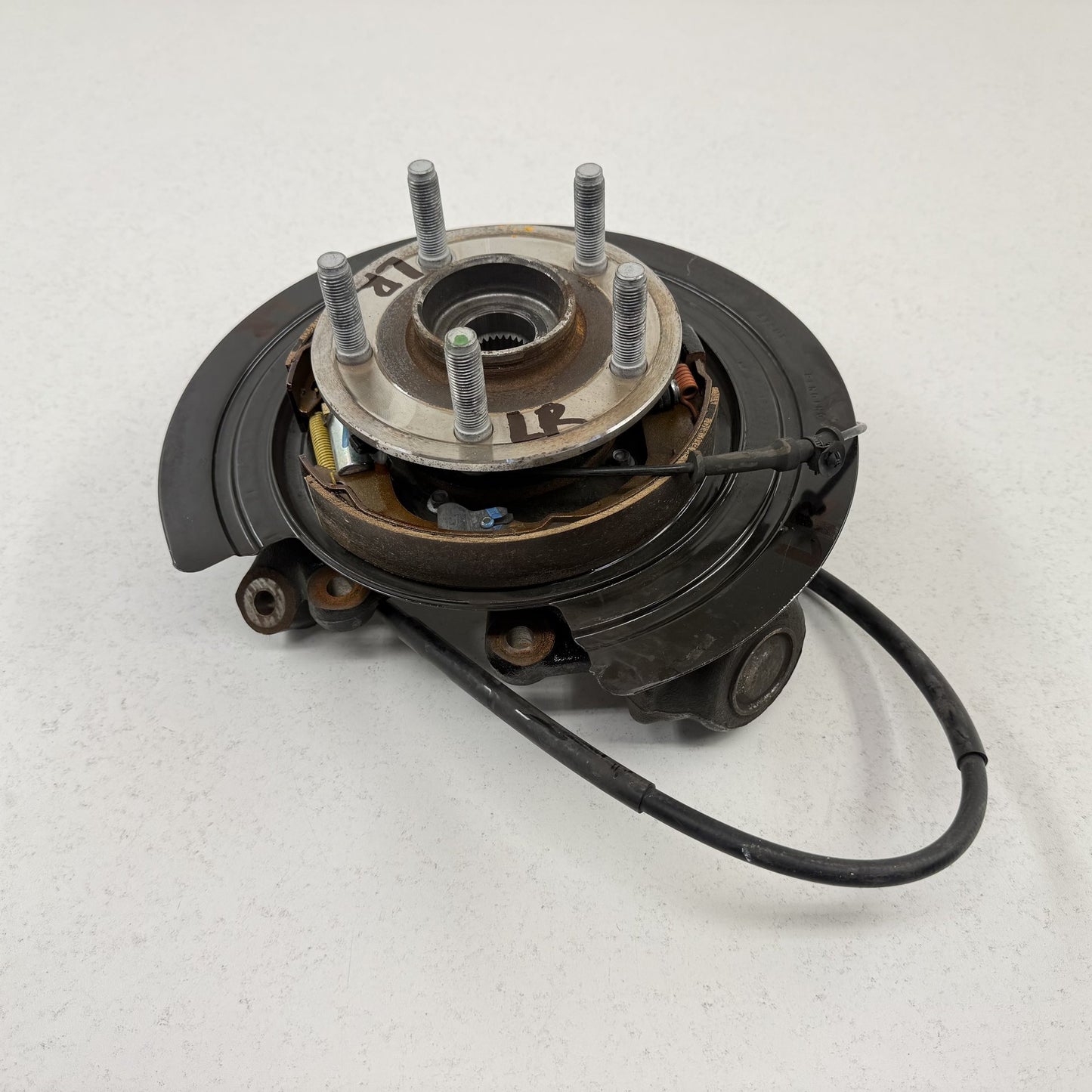 2021-2026 Dodge Durango SRT Left Rear Spindle Knuckle Hub Wheel Bearing OEM