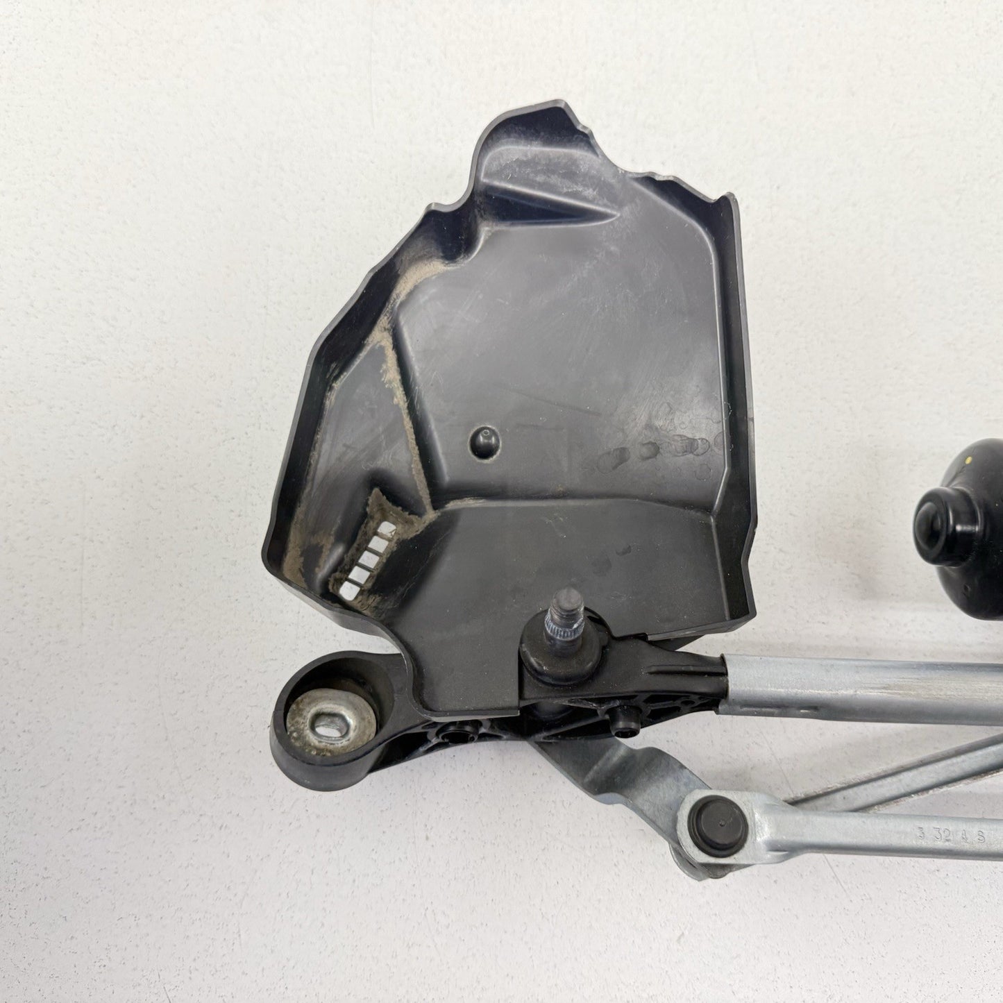 12-18 BMW F30 F80 M3 Front Windshield Wiper Motor W/ Linkage Arm Assembly OEM