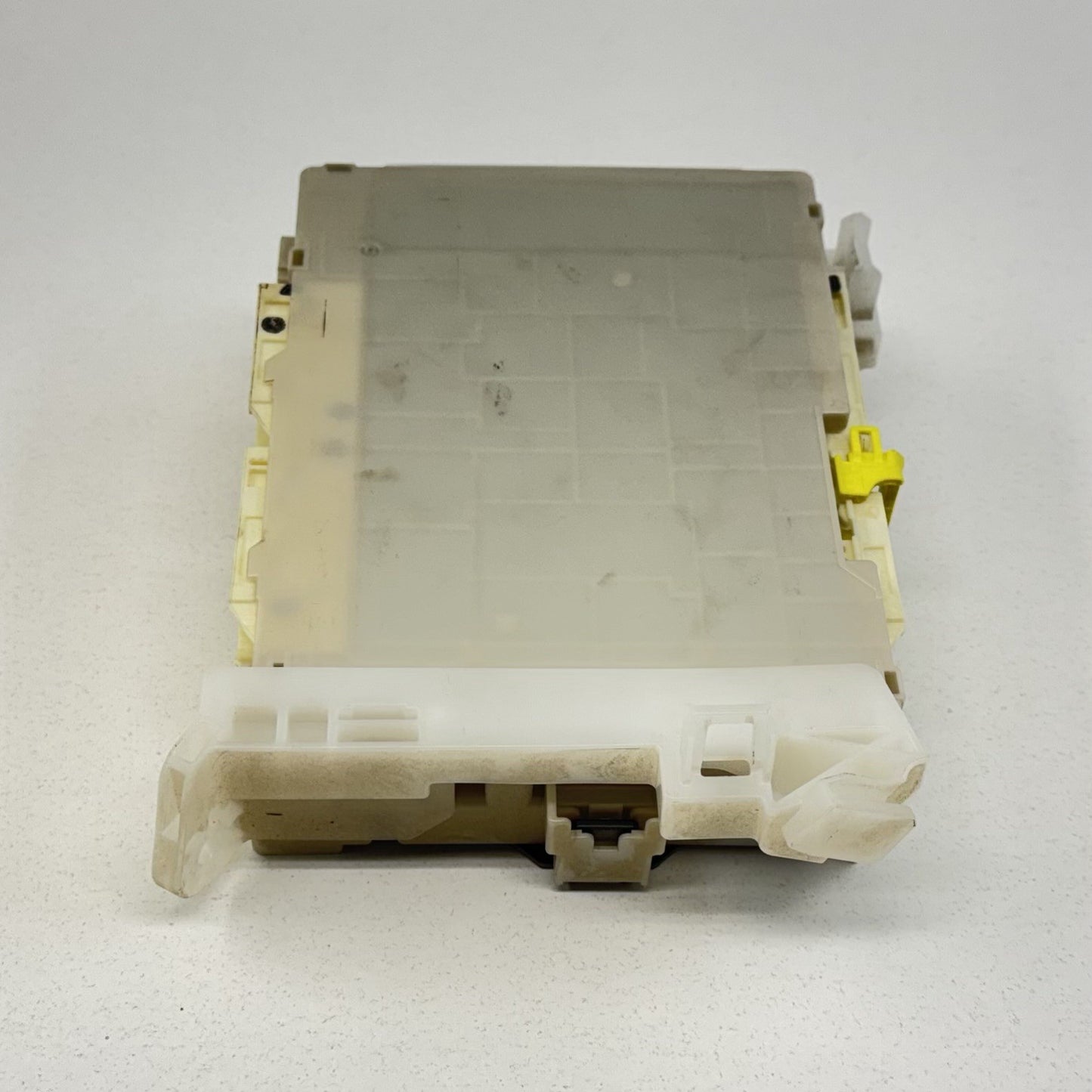 15-17 Toyota Prius V Left Side Fuse Junction Block Assembly 82730-47550 OEM