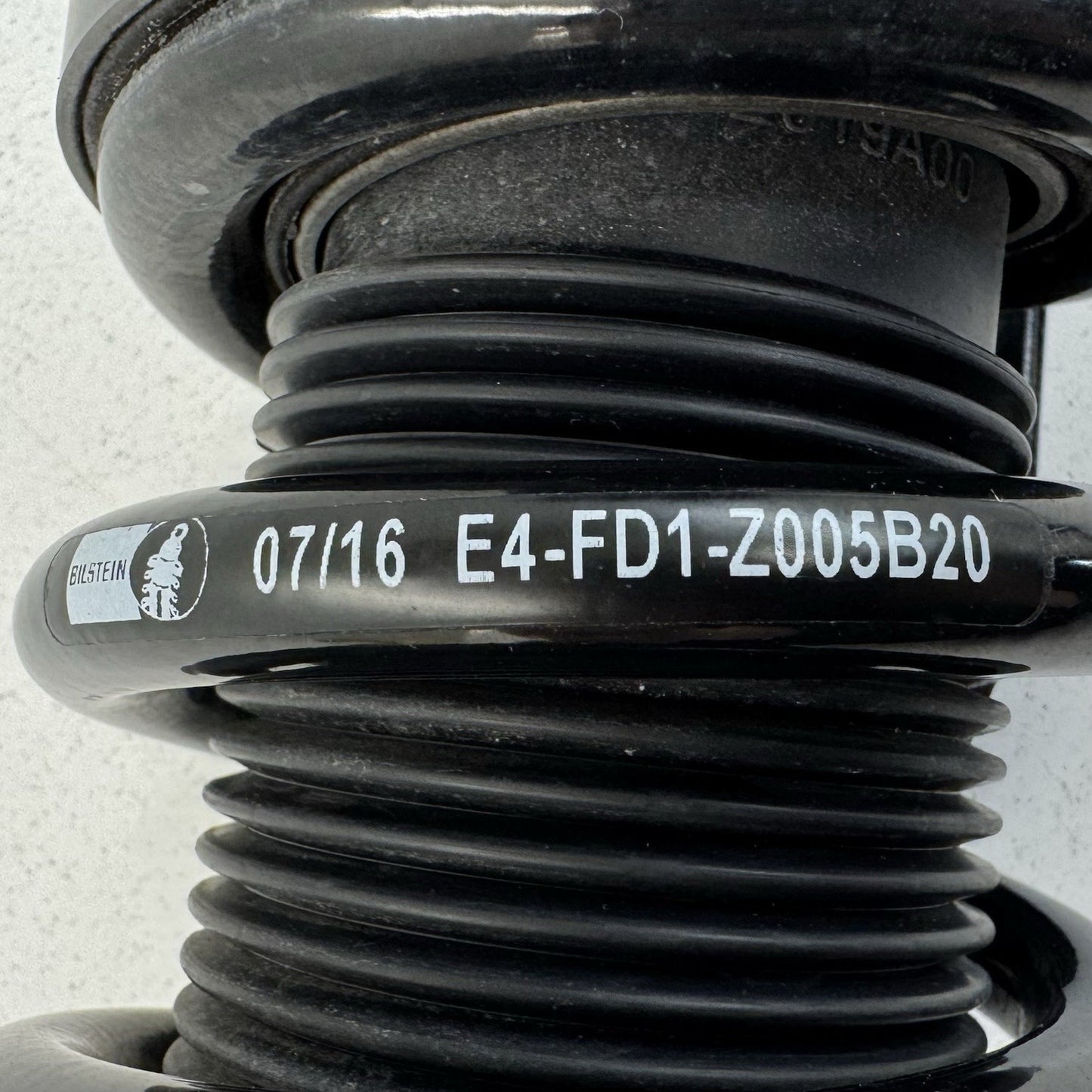 17-23 Audi R8 Plus Driver Left Front Suspension Shock Strut Absorber OEM