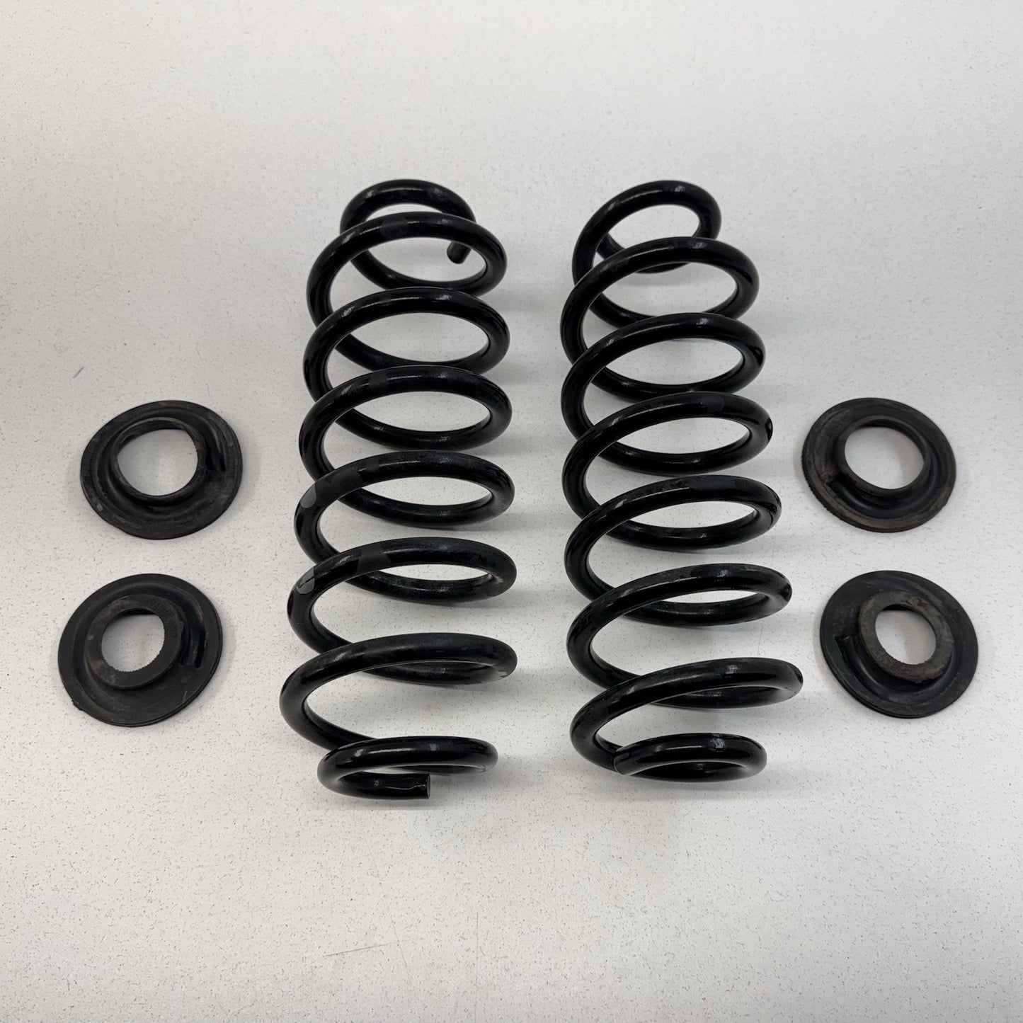 25-26 Toyota Camry FWD Rear Suspension Coil Spring Pair OEM