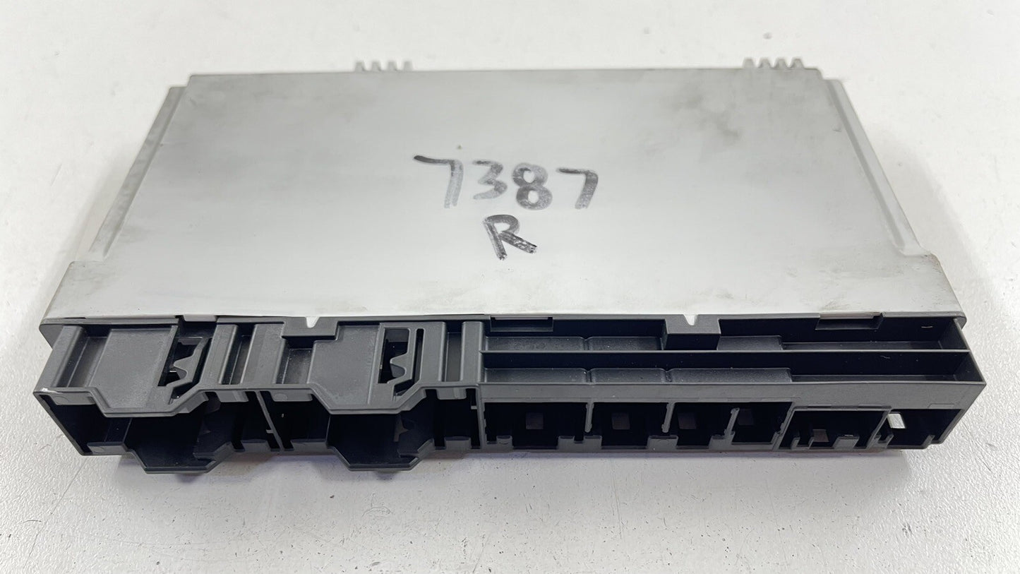 12-19 BMW M6 LEFT OR RIGHT FRONT SEAT CONTROL MODULE 7474966 OEM