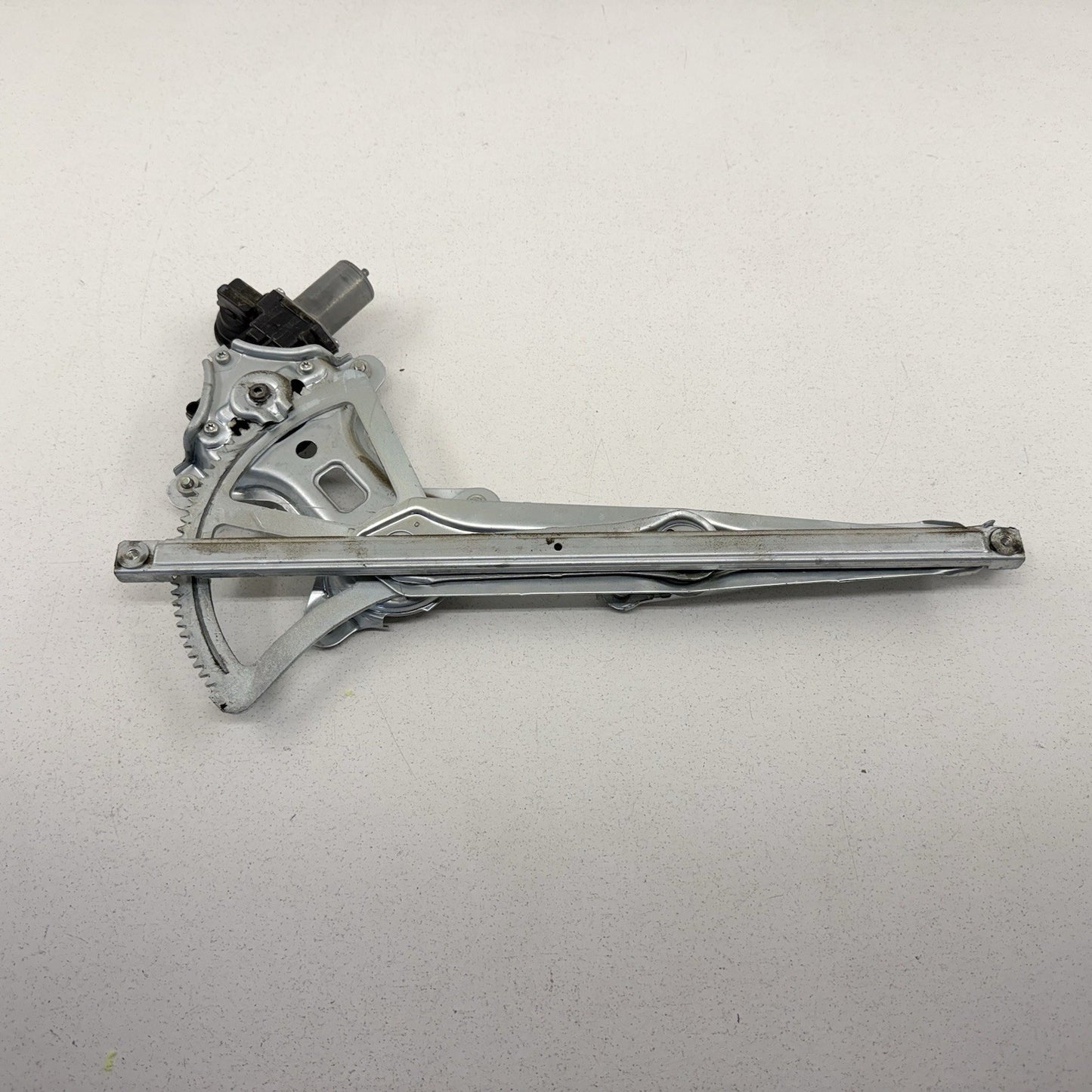 16-23 Toyota Tacoma Driver Left Rear Door Glass Window Regulator Motor OEM