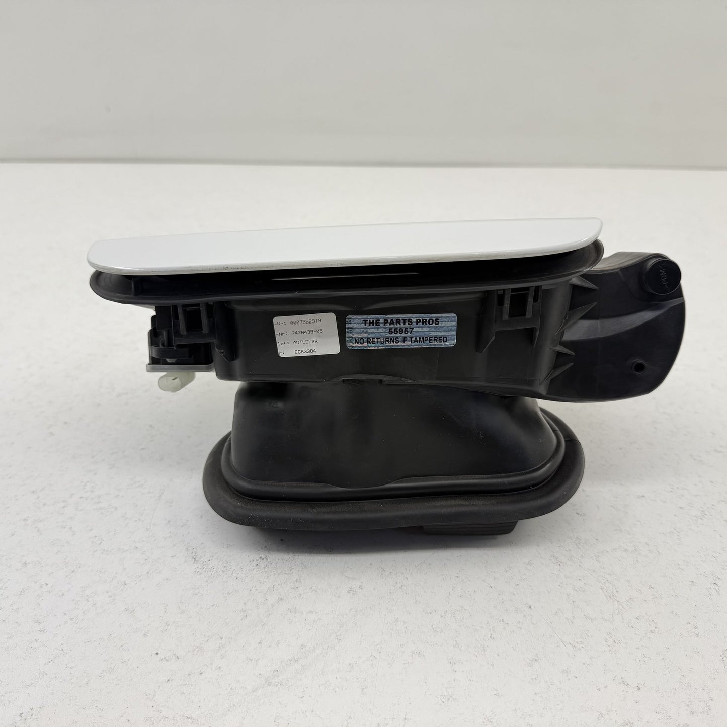 2021-2026 BMW M4 G82 Fuel Tank Gas Cap Door Lid Cover White 7478438 OEM