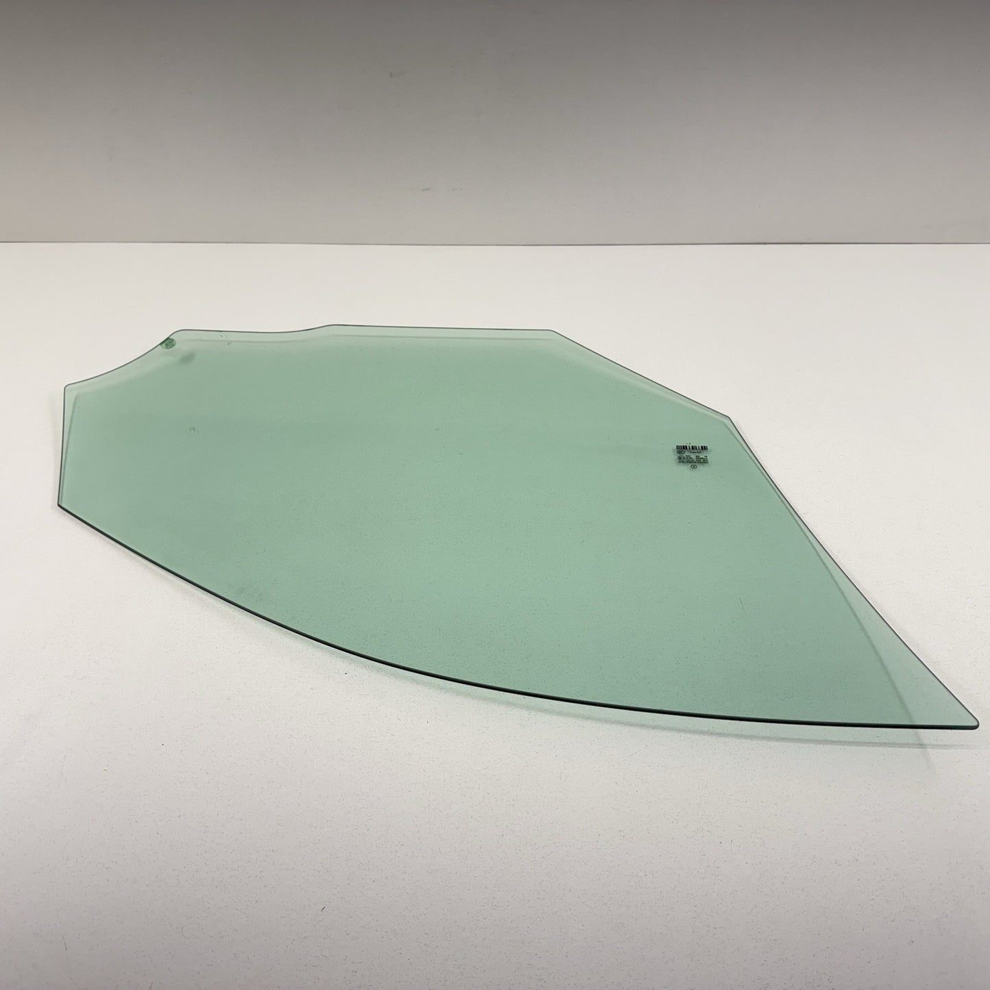 10-16 Mercedes W212 E350 Driver Left Front Door Glass Window OEM