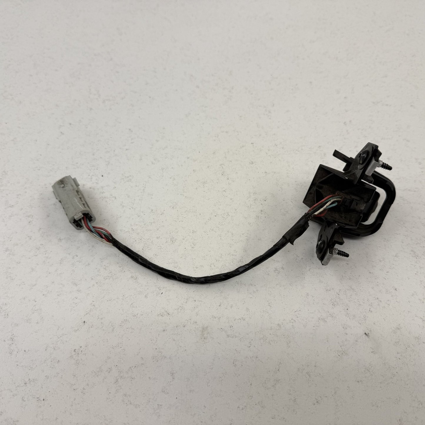 2014-2015 Chevrolet Camaro Rear View Reverse Backup Camera 22872078 OEM