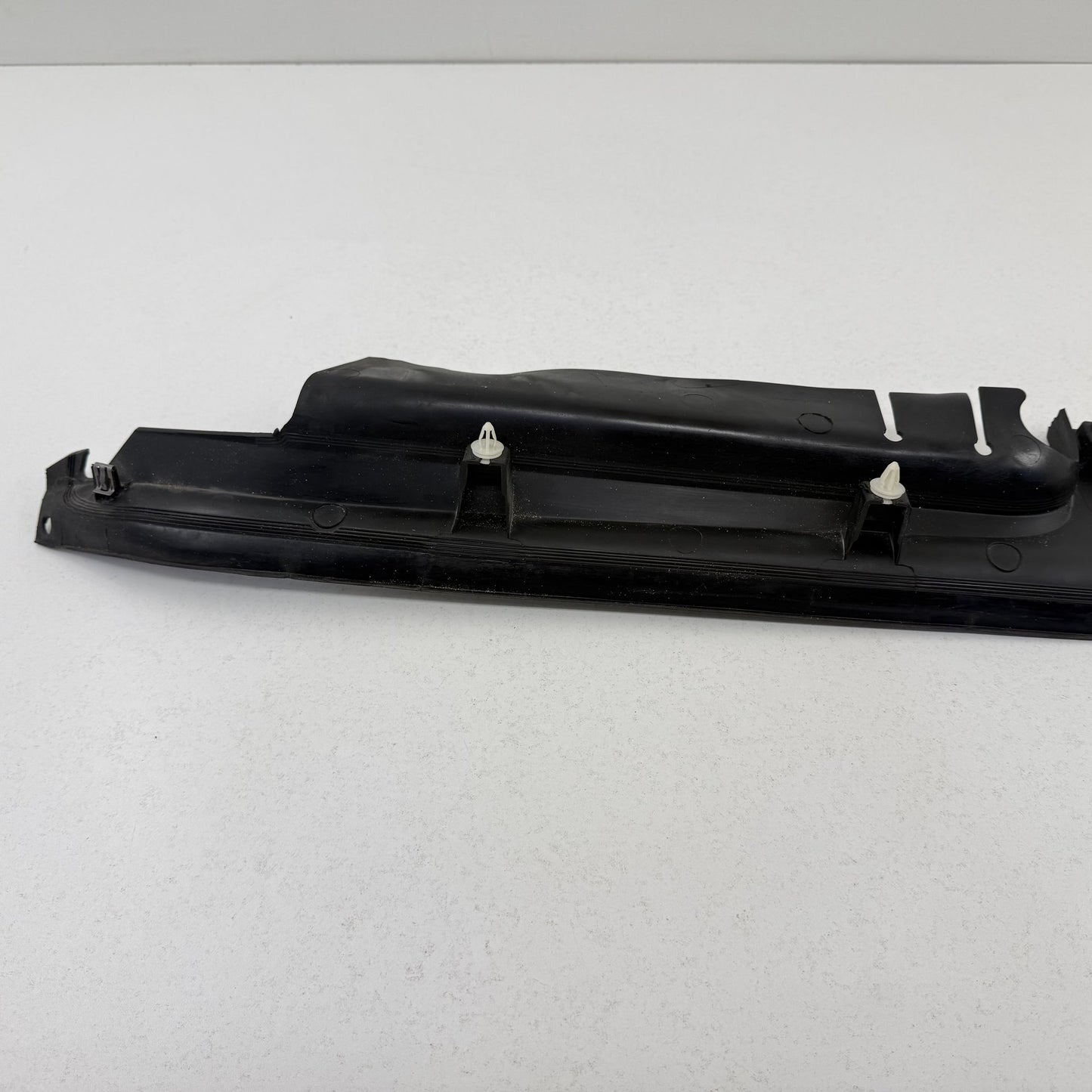 2022-2024 Rivian R1S R1T Front Fender Underhood Closeout Trim Panel Pair OEM