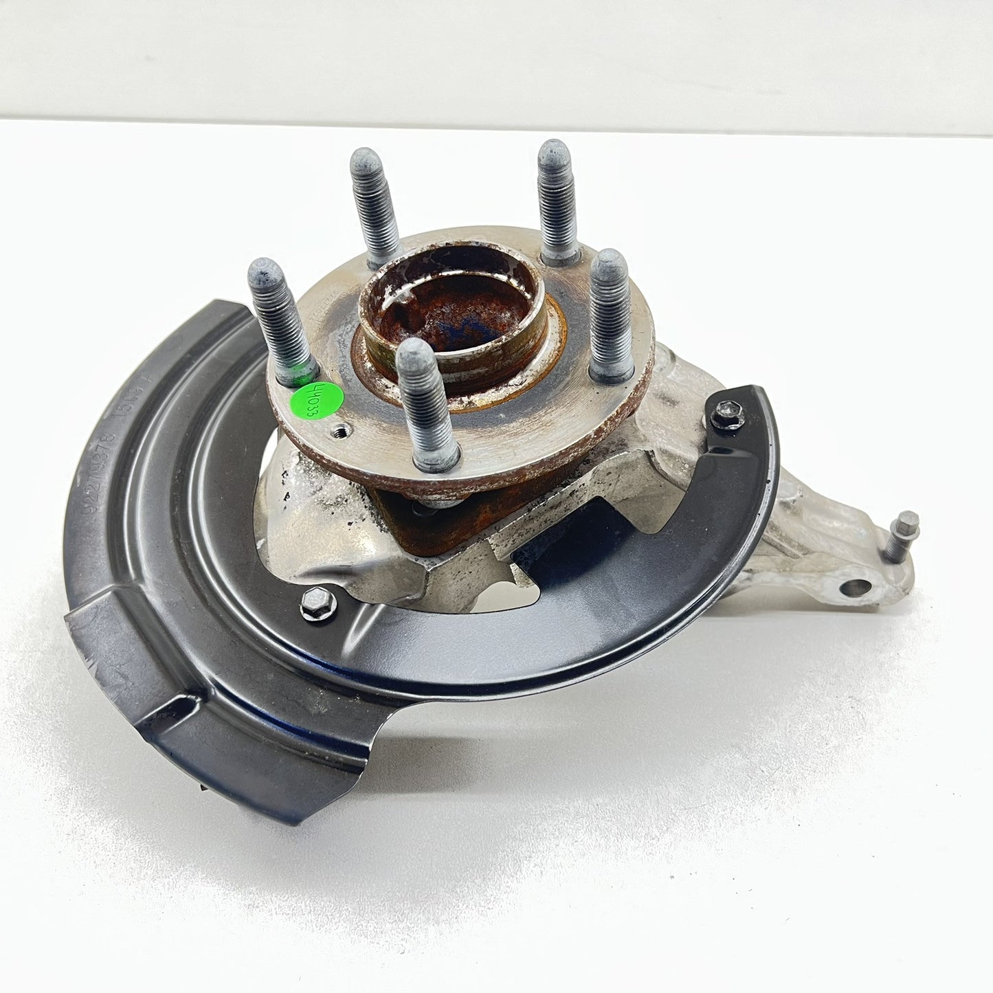 14-17 CHEVY SS SEDAN PASSENGER RIGHT FRONT SPINDLE KNUCKLE HUB BEARING OEM