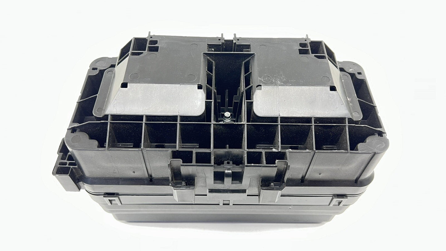 22-24 CADILLAC CT4 V BLACKWING ENGINE BAY FUSE RELAY JUNCTION BOX MODULE OEM