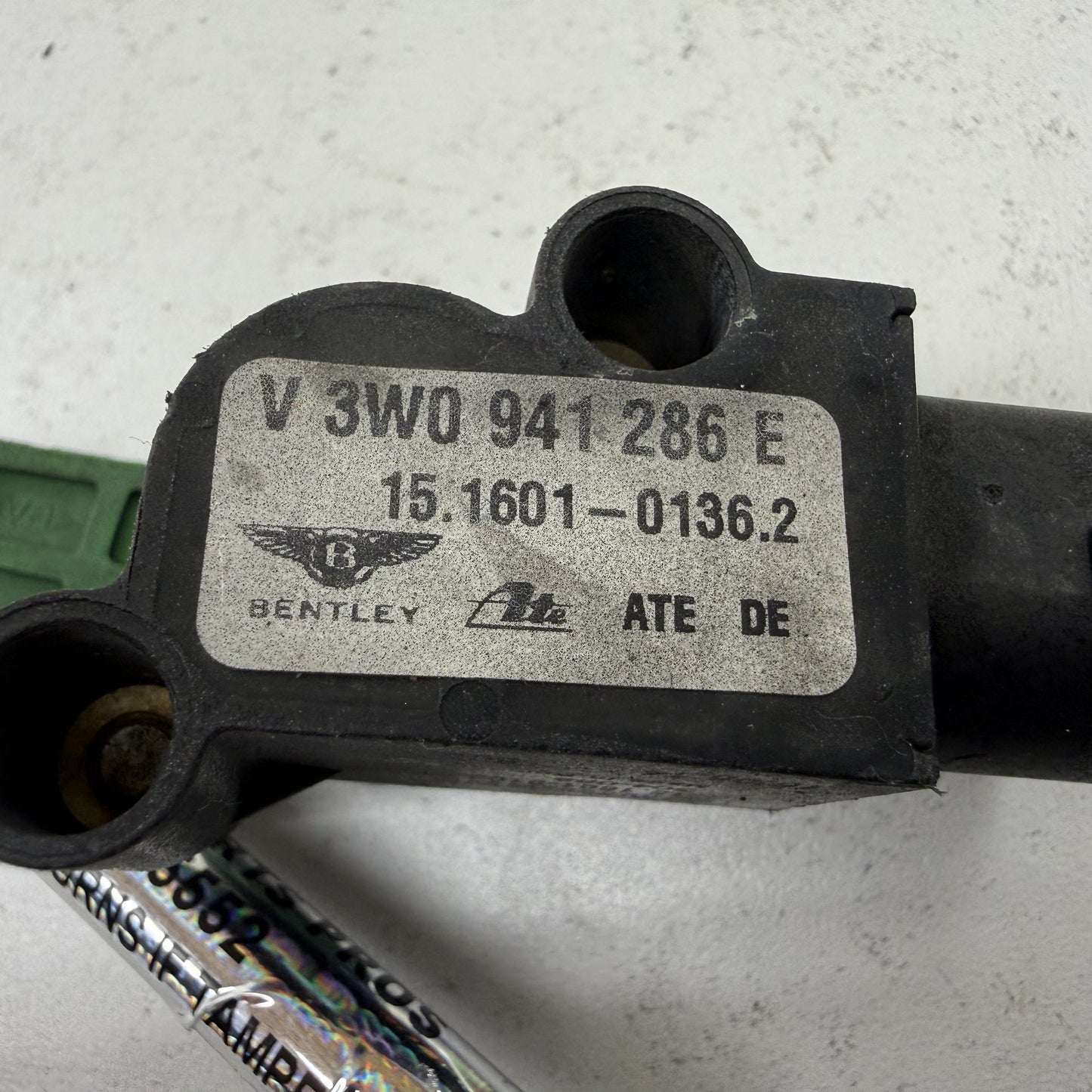 14-18 Bentley Flying Spur Right Front Suspension Ride Height Level Sensor OEM