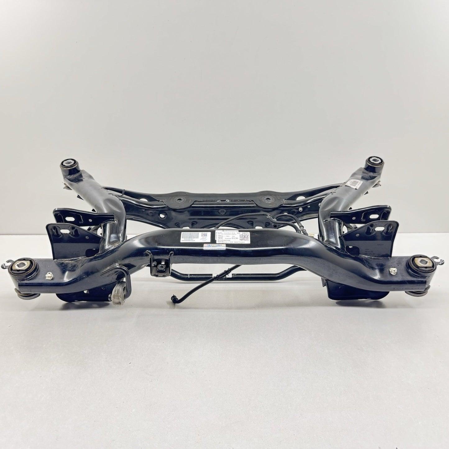 22-25 VOLKSWAGEN GOLF R MK8 REAR SUBFRAME CROSSMEMBER CRADLE WITH SWAY BAR OEM