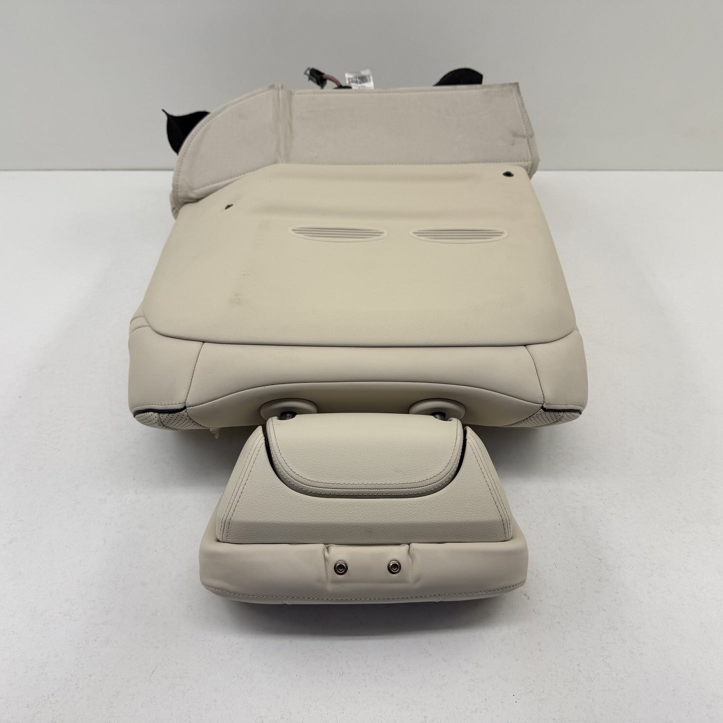 2014-2017 Mercedes-Benz S550 W222 Right Rear Power Seat Upper Cushion Beige OEM
