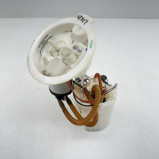 BMW F80 F82 F87 M2 M3 M4 S55 Gas Tank Fuel Pump Sending Unit 2284693 OEM