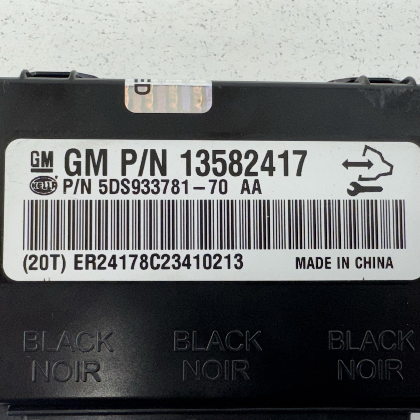 10-15 Chevrolet Camaro Driver Left Front Seat Heater Control Module 13582417 OEM