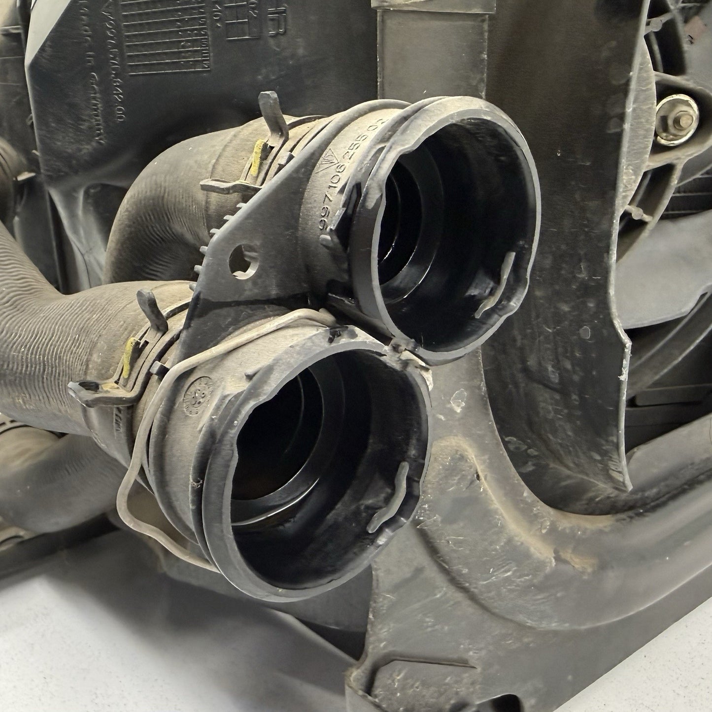 05-08 Porsche 911 997 Carrera 4S Right Front Radiator Condenser Fan Assembly OEM