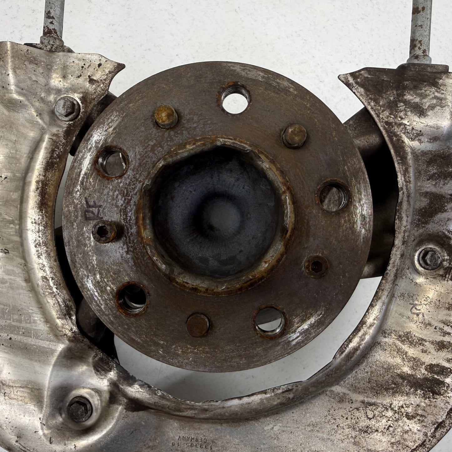 21-26 BMW M3 M4 G80 G82 RWD Right Front Spindle Knuckle Hub Wheel Bearing OEM