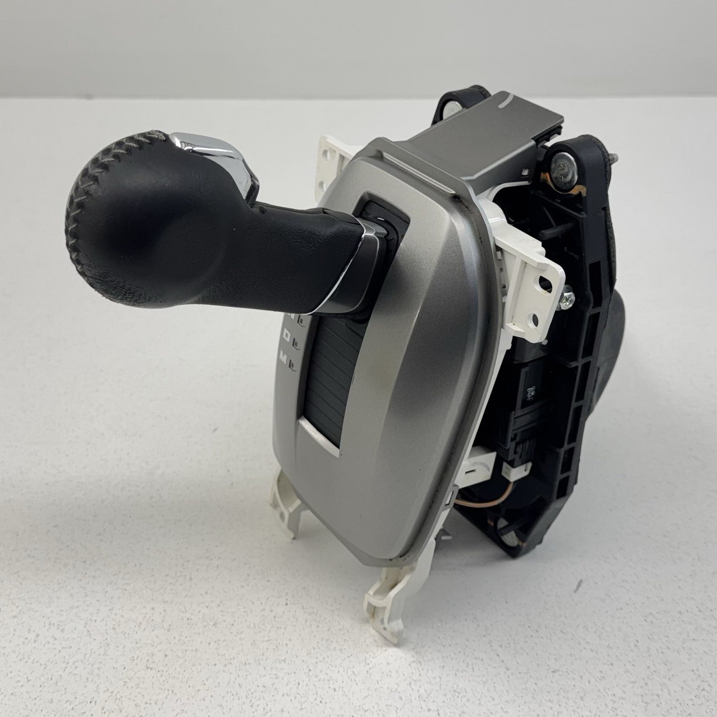 10-15 Chevrolet Camaro Automatic Transmission Shifter Gear Selector Lever OEM
